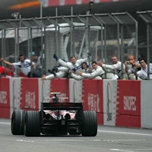Formula One World Championship: Sebastian Vettel Scuderia Toro Rosso STR02 passes his former BMW Sauber team after finishing fourth
