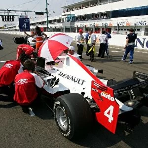 GP2 Series: Romain Grosjean ART on the grid