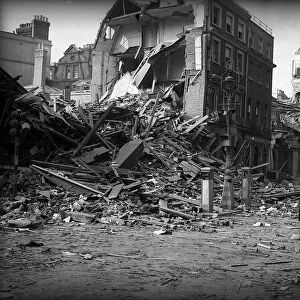 Bomb damaged London during WW2