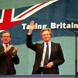 MICHAEL HESELTINE AT THE CONSERVATIVE PARTY CONFERENCE IN BRIGHTON - 09 / 10 / 1992