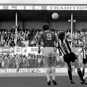 Oldham 3 v. Newcastle United 1. Division 2 Football October 1981 MF04-13-028