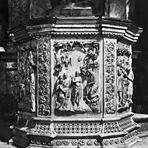 Baptismal font in the Baptistry of San Giovanni, Florence