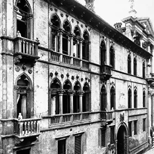 Facade of Palazzo Caldogno-Franceschini-Da Schio, Vicenza